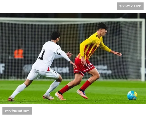 埃里克加西亚横传造贝尔纳尔进球 巴萨中卫组织能力展现